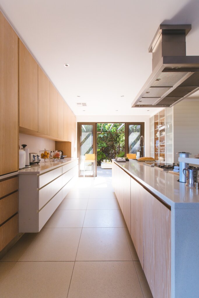 Kitchen minimalism natural light